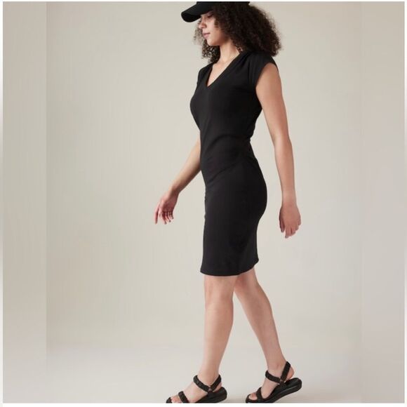 NWOT Athleta Effortless Tee Dress - Picture 2 of 6